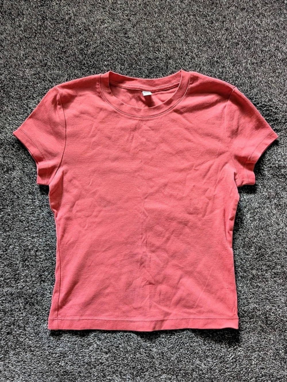 UNIQLO Mini Short-Sleeve T-Shirt in Pink